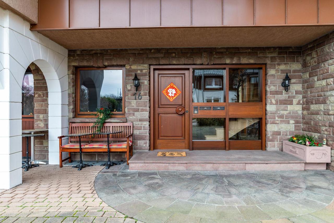 Cheng Apartment Баден-Баден Екстериор снимка
